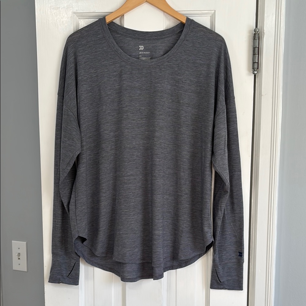 all in motion Gray Long Sleeve Athletic Top